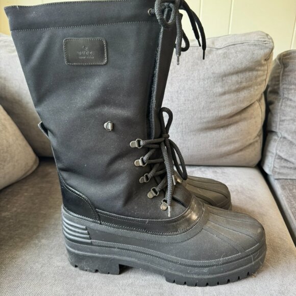 Gucci Men’s Snow Boots - Picture 5 of 5